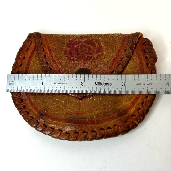 Vintage Hand Tooled Leather Coin Purse Snap Closure Floral Design Front And Back - Picture 3 of 9